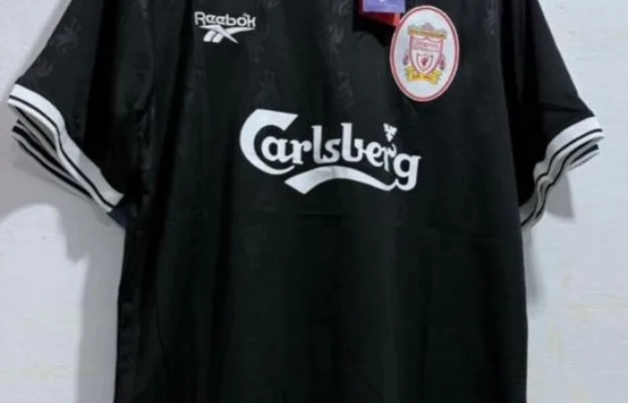 Maillot professionnel et supporters — photo 2