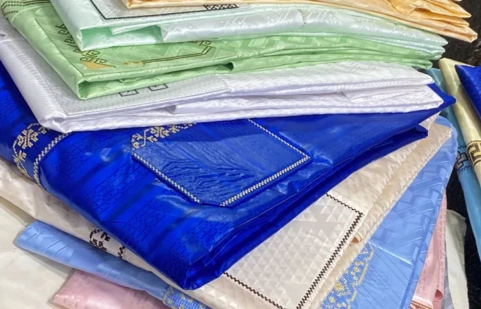 Prêt à porter disponible immédiatement — photo 3