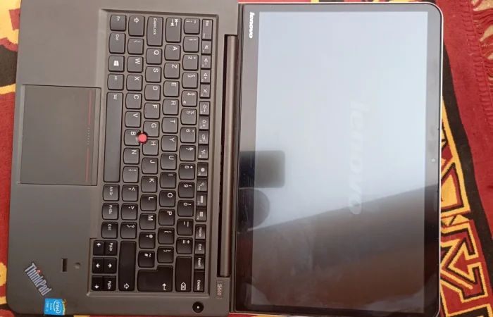PC Portable Lenovo ThinkPad Tactile - Intel i3 / 8Go RAM / 500Go SSD. — photo 3