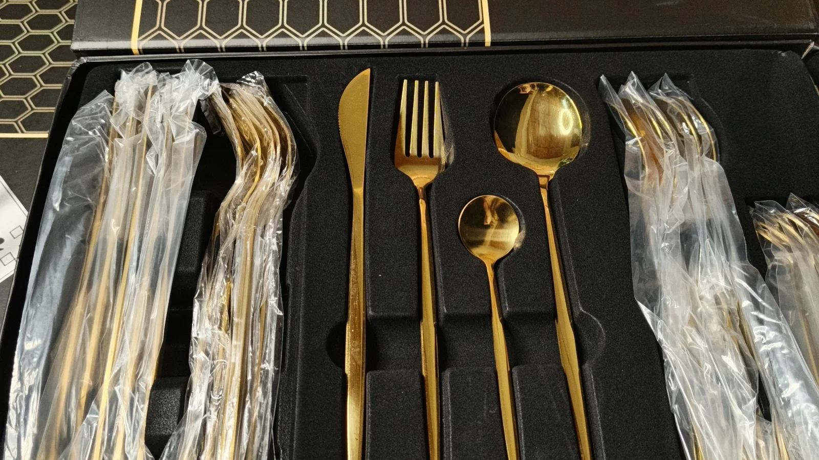 Couverts — photo 1