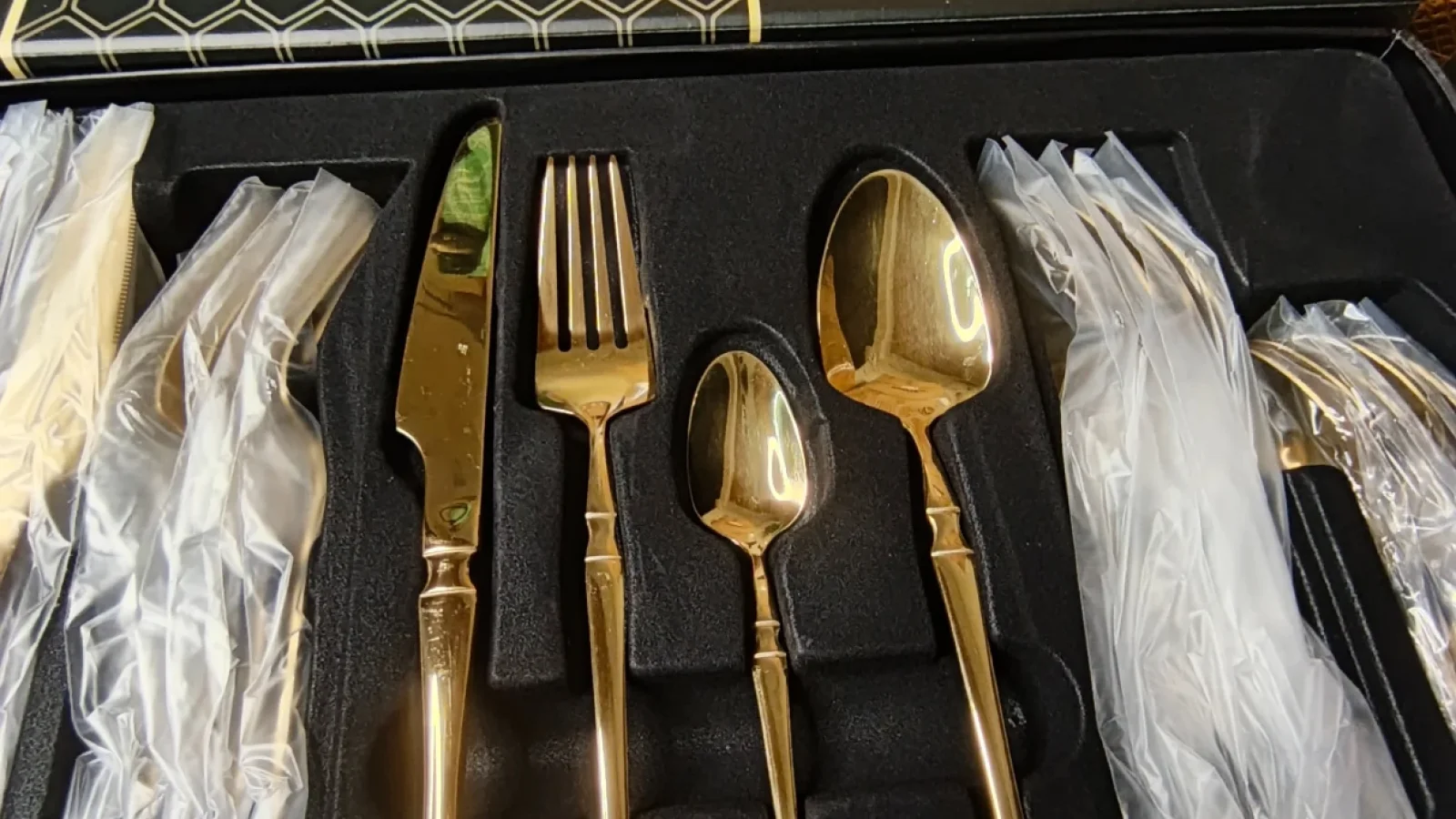 Couverts — photo 1