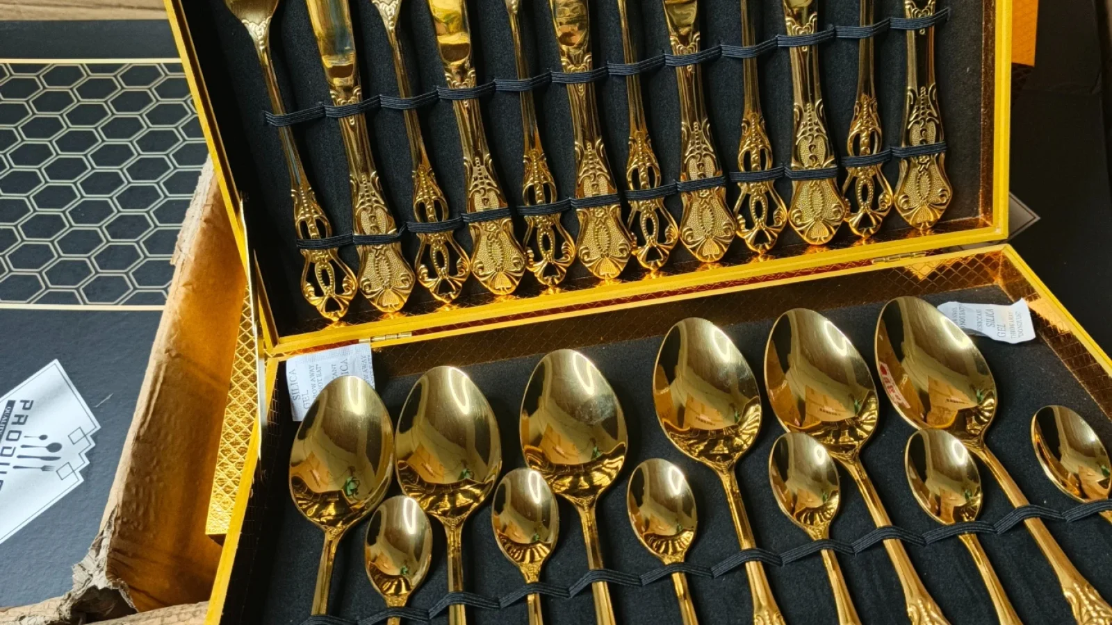 Couverts — photo 1