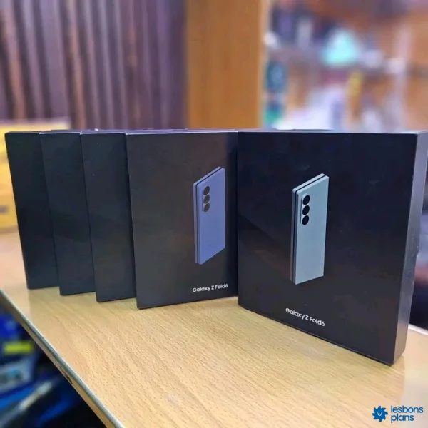Samsung galaxie z fold 6 authentique neuf scellé
