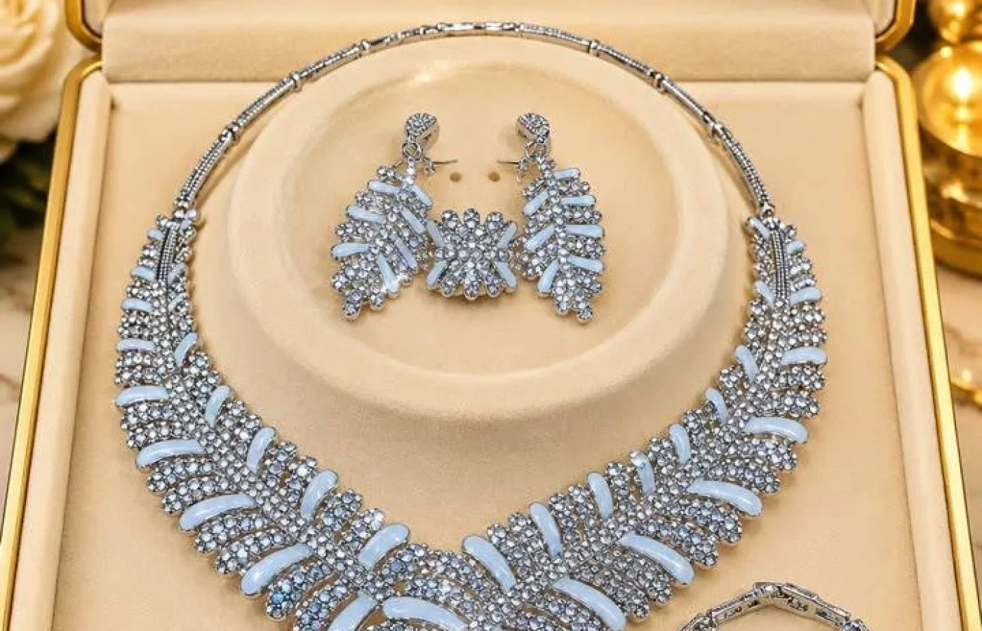 Collier Grande Elegance — photo 1