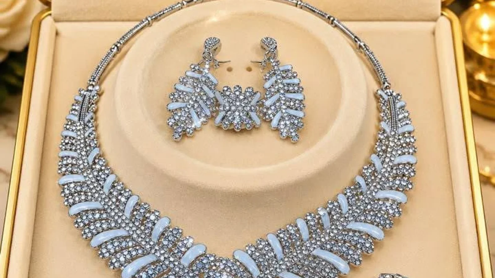 Collier Grande Elegance — photo 1