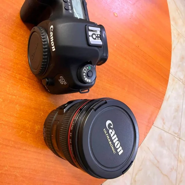 Annonce vedette — Eos canon 5D mark iii avec 24-105mm F4