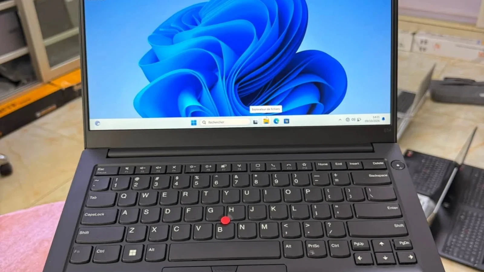 LENOVO THINKPAD E14  SSD 256 Go — photo 1